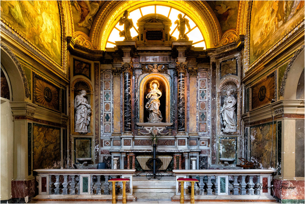 Tivoli Basilica Cattedrale di San Lorenzo Martire Interno 