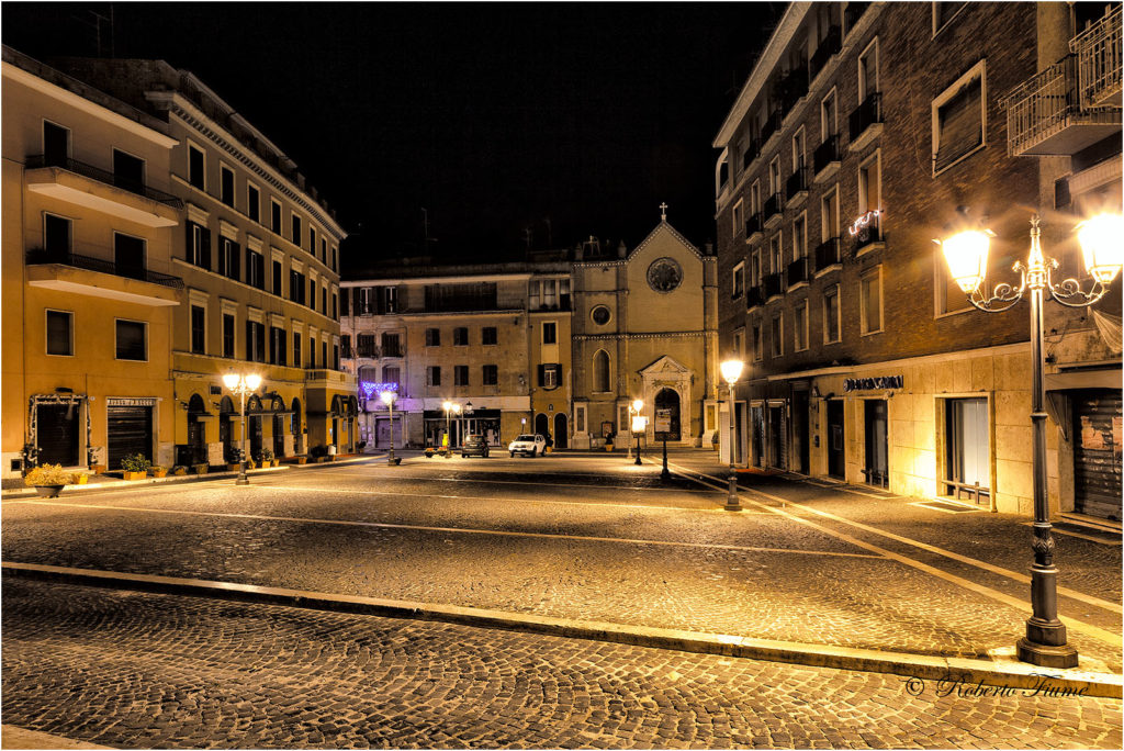 Tivoli Piazza Plebiscito Chiesa San Biagio by night